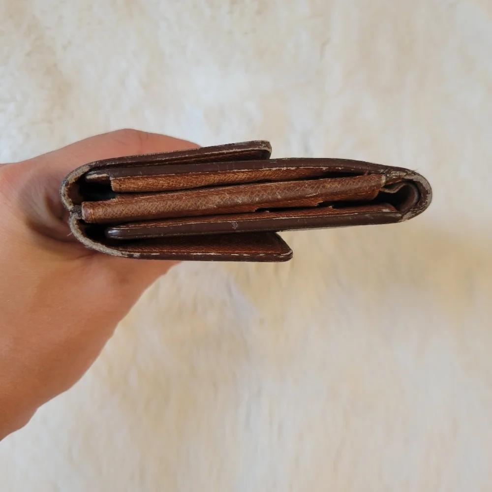 Louis vuitton wallet